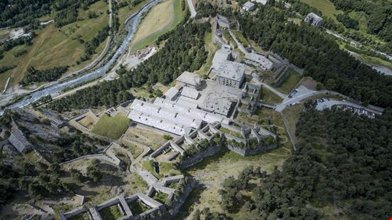 Fenestrelle Fortezza stock.adobe.com 