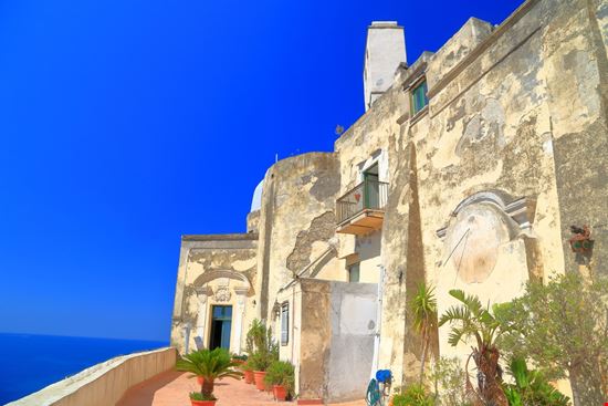 Abbazia di San Michele Arcangelo Abbazia di San Michele Arcangelo Inu - Shutterstock.com 