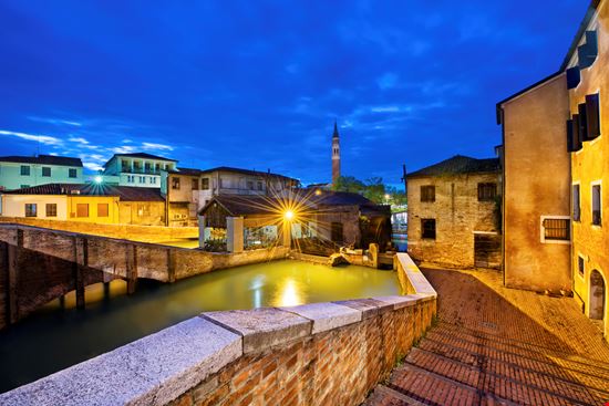 Dolo Dolo AlbertoSimonetti - Istockphoto.com 