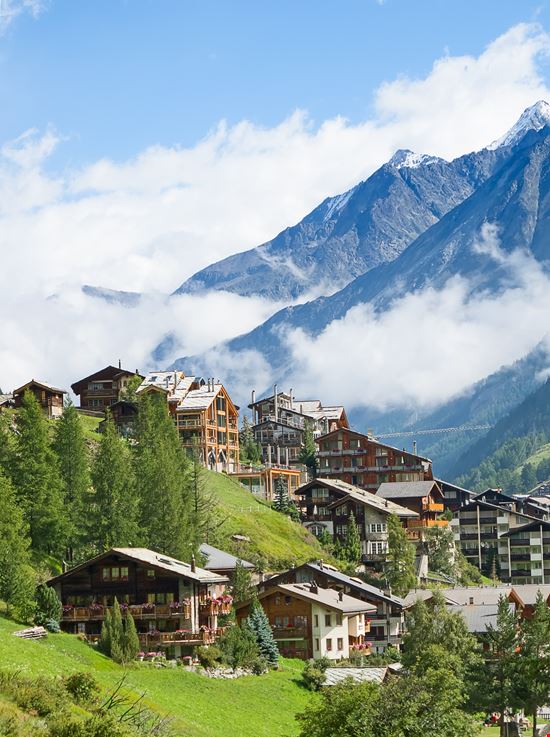 Zermatt Zermatt e il Cervino stock.adobe.com 