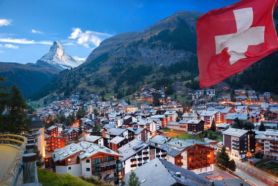 Zermatt Zermatt e il Cervino stock.adobe.com 