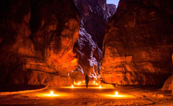 Petra Siq stock.adobe.com 