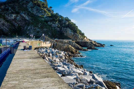 Sestri Levante Baia del Silenzio arkanto / Shutterstock.com 