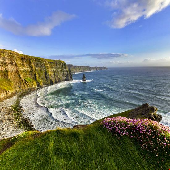 Cliffs of Moher Cliffs of Moher Jan Miko - Shutterstock.com 