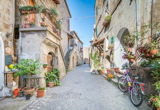 Barbarano Romano Barbarano Romano Stefano_Valeri / Shutterstock.com 