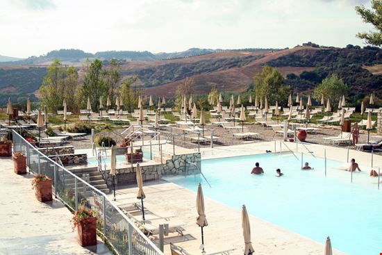Rapolano Terme Rapolano Terme lauradibi / Shutterstock.com 