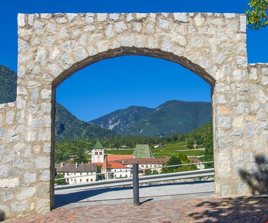 Abbazia di Novacella La grande bellezza dell'Abbazia di Novacella pmmart - Shutterstock.com 