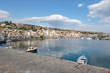 Aci Trezza