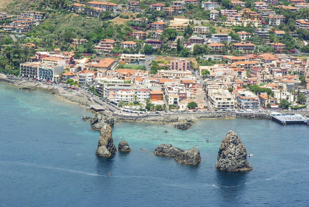 Aci Trezza