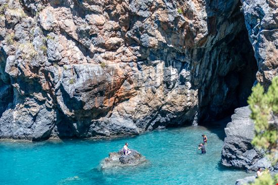 Spiaggia dell'Arcomagno Spiaggia dell'Arcomagno sergiopazzano / Shutterstock.com 
