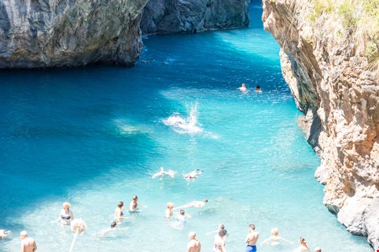 Spiaggia dell'Arcomagno Spiaggia dell'Arcomagno sergiopazzano / Shutterstock.com 