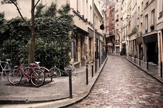 Quartiere Latino Quartiere Latino Svetlana Pechenkina - Shutterstock.com 