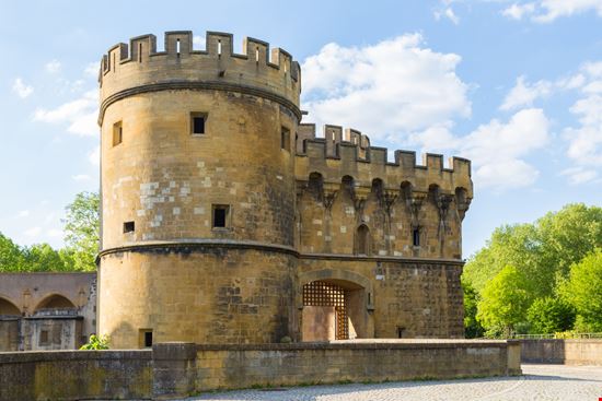 Porta dei Tedeschi Porta dei Tedeschi wsf-s - Shutterstock.com 