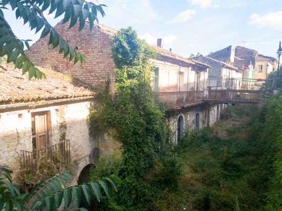 Apice Vecchia Apice Vecchia K - Photo / Shutterstock.com 