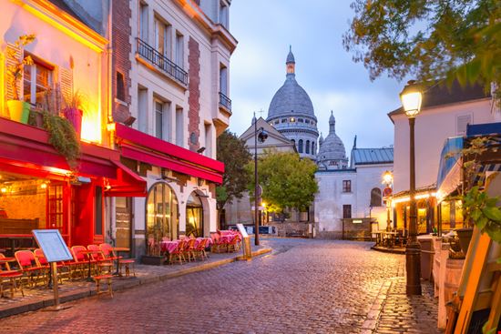 Montmartre Paris kavalenkava - Shutterstock.com 