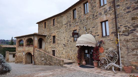 Castello Banfi Castello Banfi Tang Yan Song - Shutterstock.com 