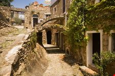 Castelvecchio di Rocca Barbena