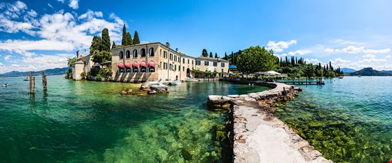 Punta San Vigilio Lago di Garda stock.adobe.com 