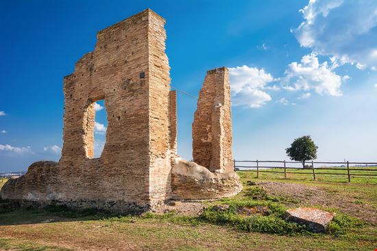 Area Archeologica di Vulci Archeologia nel Lazio stock.adobe.com 