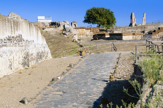 Area Archeologica di Vulci Archeologia nel Lazio stock.adobe.com 