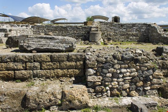 Area Archeologica di Vulci Archeologia nel Lazio stock.adobe.com 