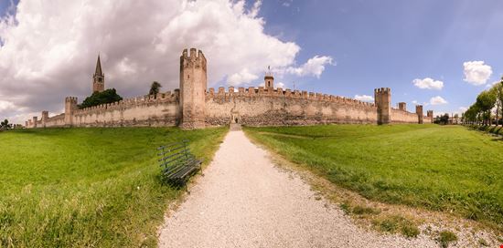 Montagnana Cinta muraria stock.adobe.com 