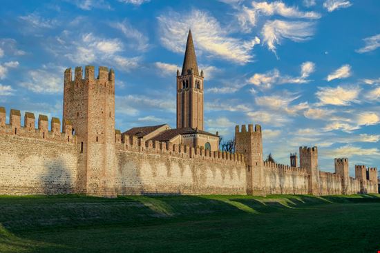 Montagnana Cinta muraria stock.adobe.com 