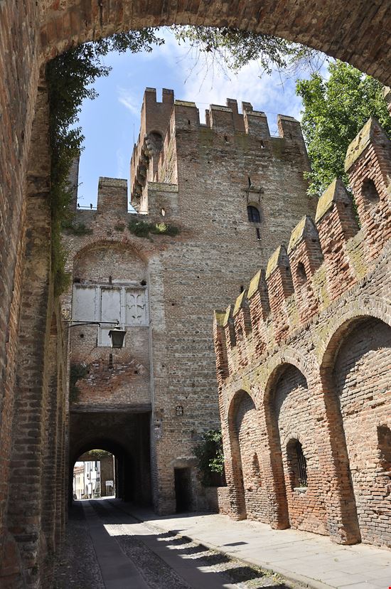 Montagnana Cinta muraria stock.adobe.com 