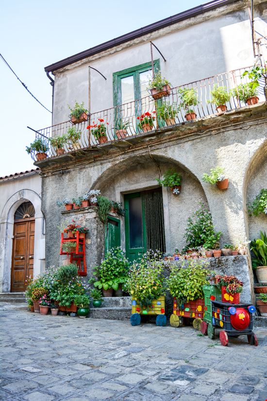 San Severino Lucano San Severino Lucano Daniele RUSSO - Shutterstock.com 