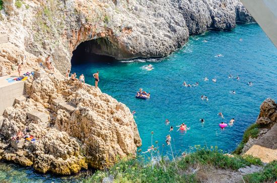 Fiordo del Ciolo Le acque limpide del Salento Marco Rubino - Shutterstock.com 