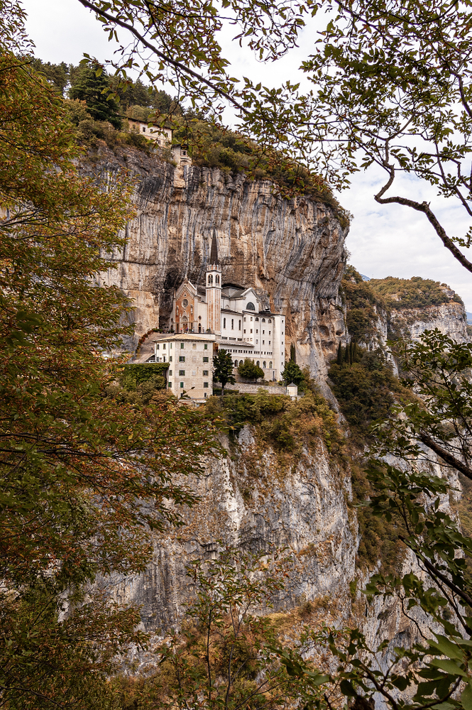 Santuario Madonna della Corona
