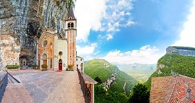 Santuario Madonna della Corona