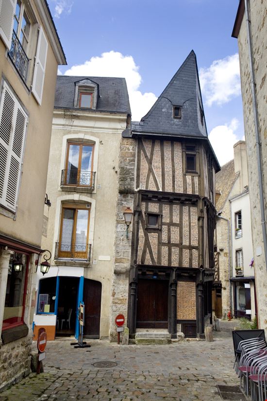Le Mans Le Mans Asturcon - Shutterstock.com 