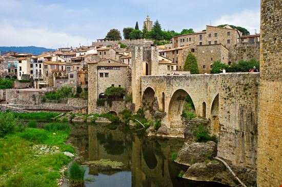 Besalù Besalù Kenneth Dedeu - Shutterstock.com 