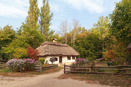 Pirogovo Pirogovo DmyTo - Shutterstock.com 