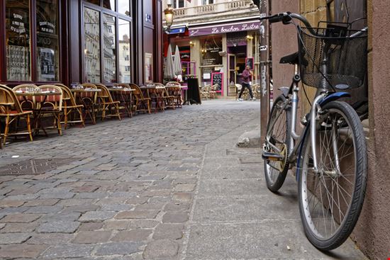Bouchon Bouchon Pierre Jean Durieu / Shutterstock.com 