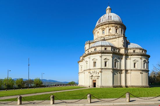 Tempio Santa Maria della Consolazione Tempio Santa Maria della Consolazione lorenzobovi - Shutterstock.com 