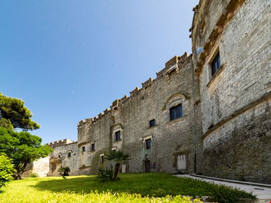 Carovigno Castello Video Media Studio Europe - Shutterstock.com 