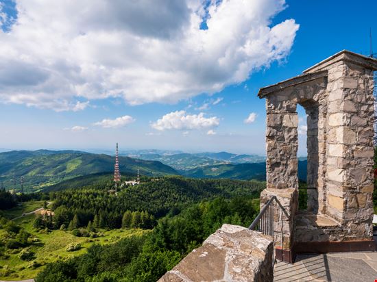 Bobbio Monte Penice trattieritratti - Shutterstock.com 