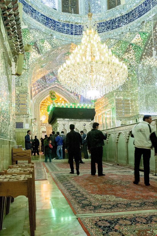Mausoleo Shah Cheragh Mausoleo Shah Cheragh arazu / Shutterstock.com 