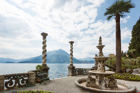 Villa Monastero Villa Monastero Konstantin Tronin / Shutterstock.com 