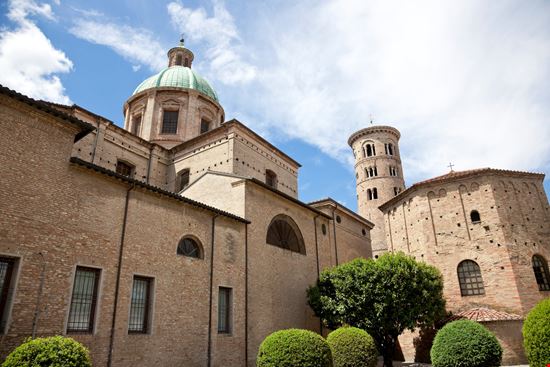 Battistero Neoniano Battistero Neoniano MoreISO - Istockphoto.com 