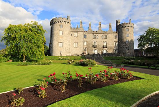 Castello di Kilkenny Castello di Kilkenny yykkaa - Istockphoto.com 