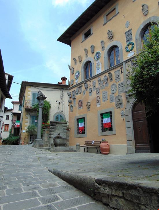 Cutigliano Centro storico lissa.77 / Shutterstock.com 