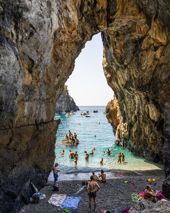 San Nicola Arcella Spiaggia dell'Arcomagno Francesco Bonino / Shutterstock.com 