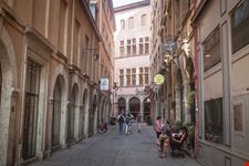 Lione