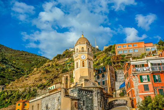 Chiesa di Santa Margherita d'Antiochia Chiesa di Santa Margherita d'Antiochia Kirk Fisher - Shutterstock.com 