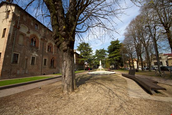 Abbiategrasso Il Castello davidephotonature - Shutterstock.com 