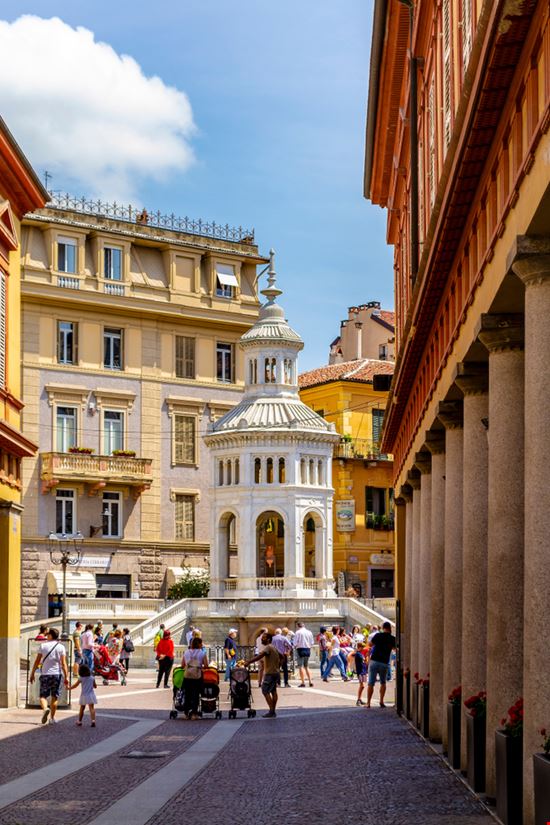 La Bollente Viste sulla fontana Stefy Morelli / Shutterstock.com 