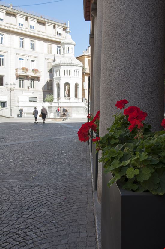 La Bollente Viste sulla fontana Khsve - Shutterstock.com 